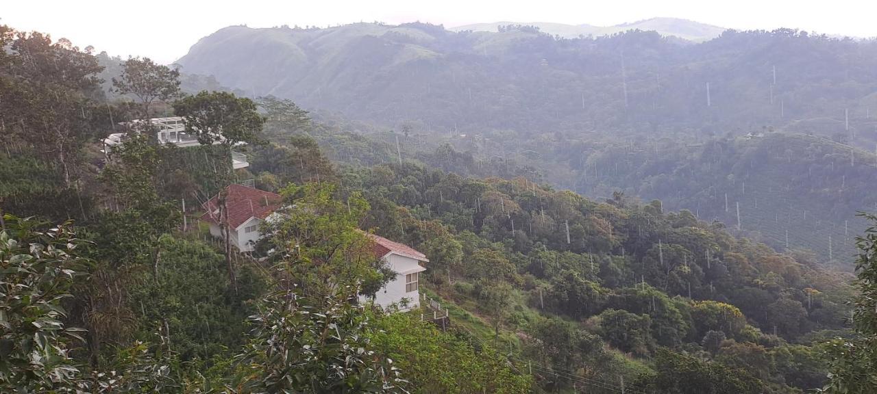 Idam Resort Vagamon Szoba fotó